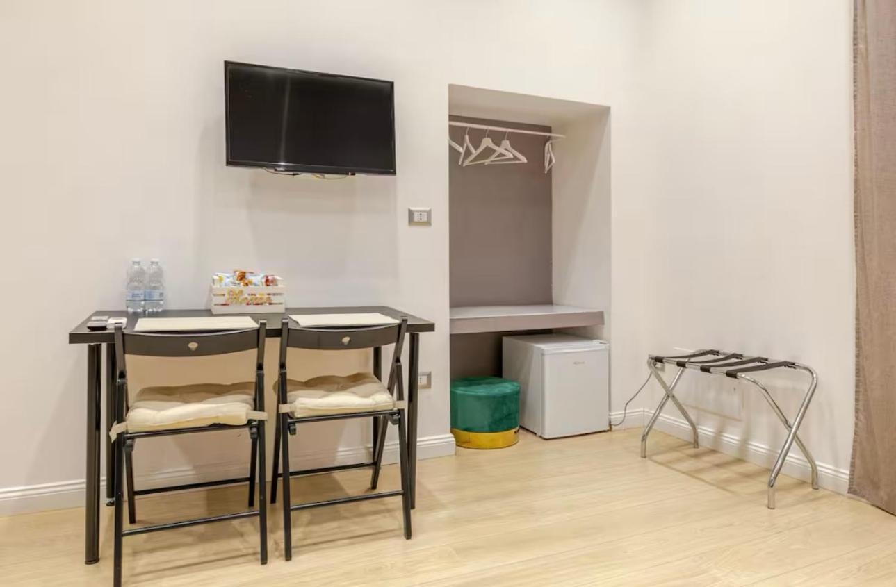 Nsh Apparthotel, Napoli Centro Екстер'єр фото